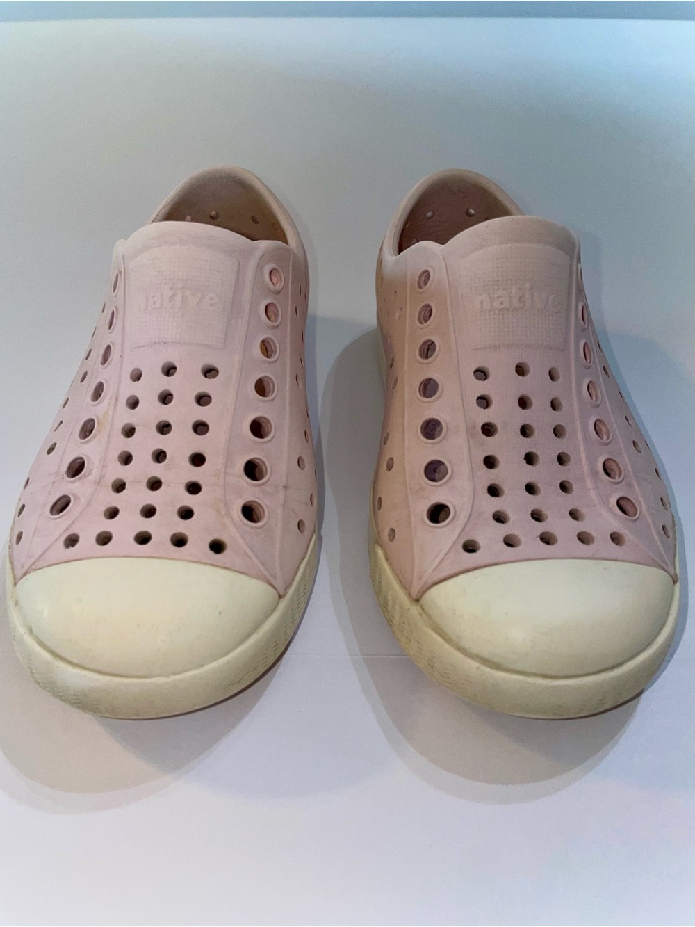 Native Shoes Jefferson Kids Pink Slip-On Sneakers Size 8